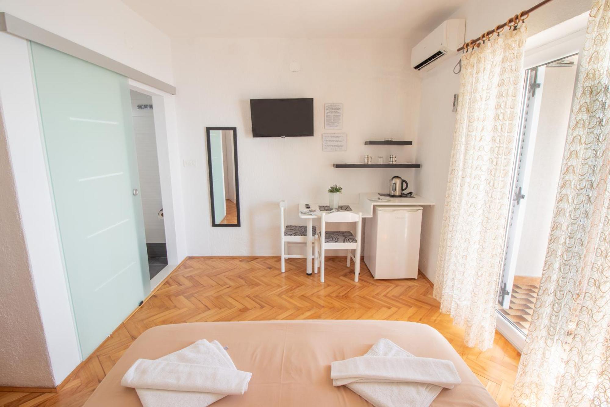 Hotel Plaza 2 Sveti Juraj Zewnętrze zdjęcie