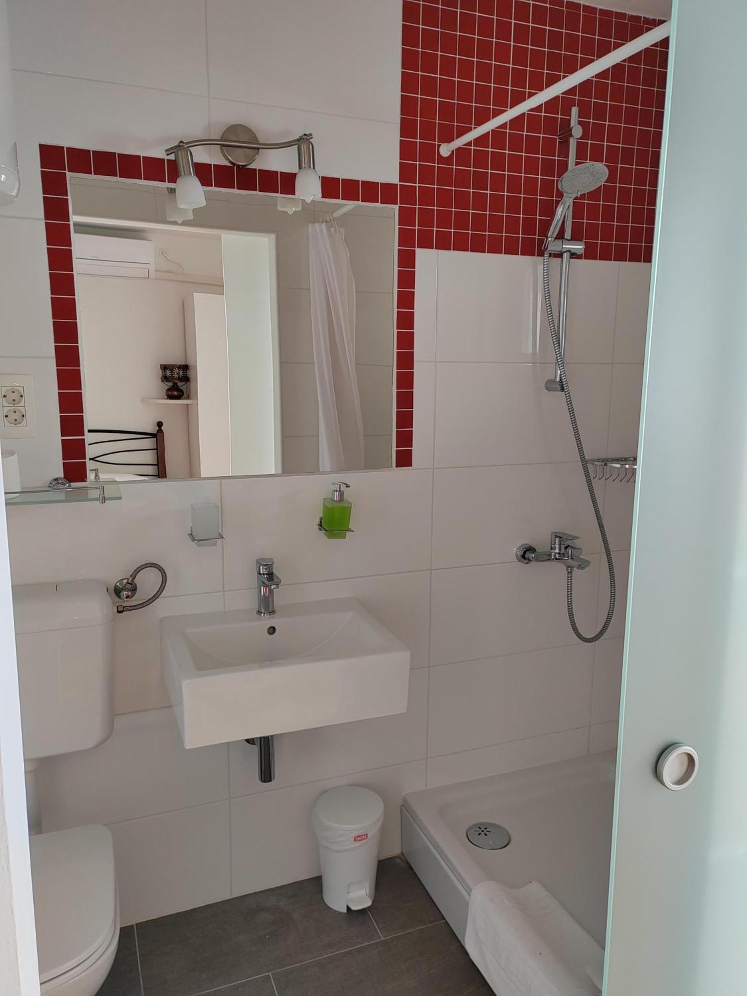 Hotel Plaza 2 Sveti Juraj Zewnętrze zdjęcie